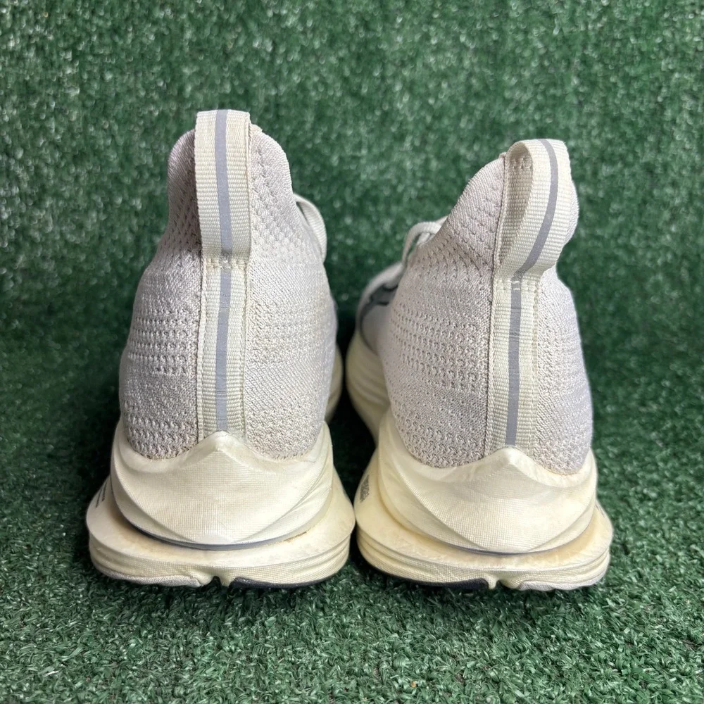 Mizuno Neo Zen Wave‎ Knit Athletic Running Sneaker White Black Womens Size 10